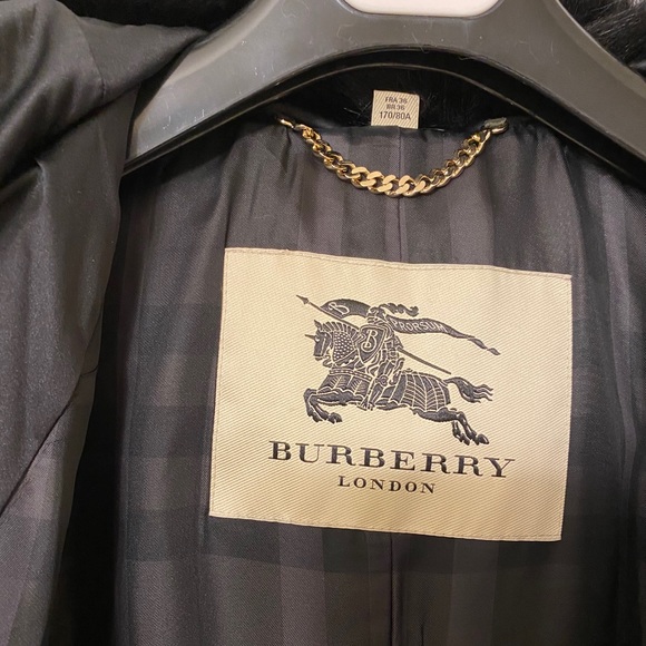 Burberry Puffer Coat - Picture 7 of 12